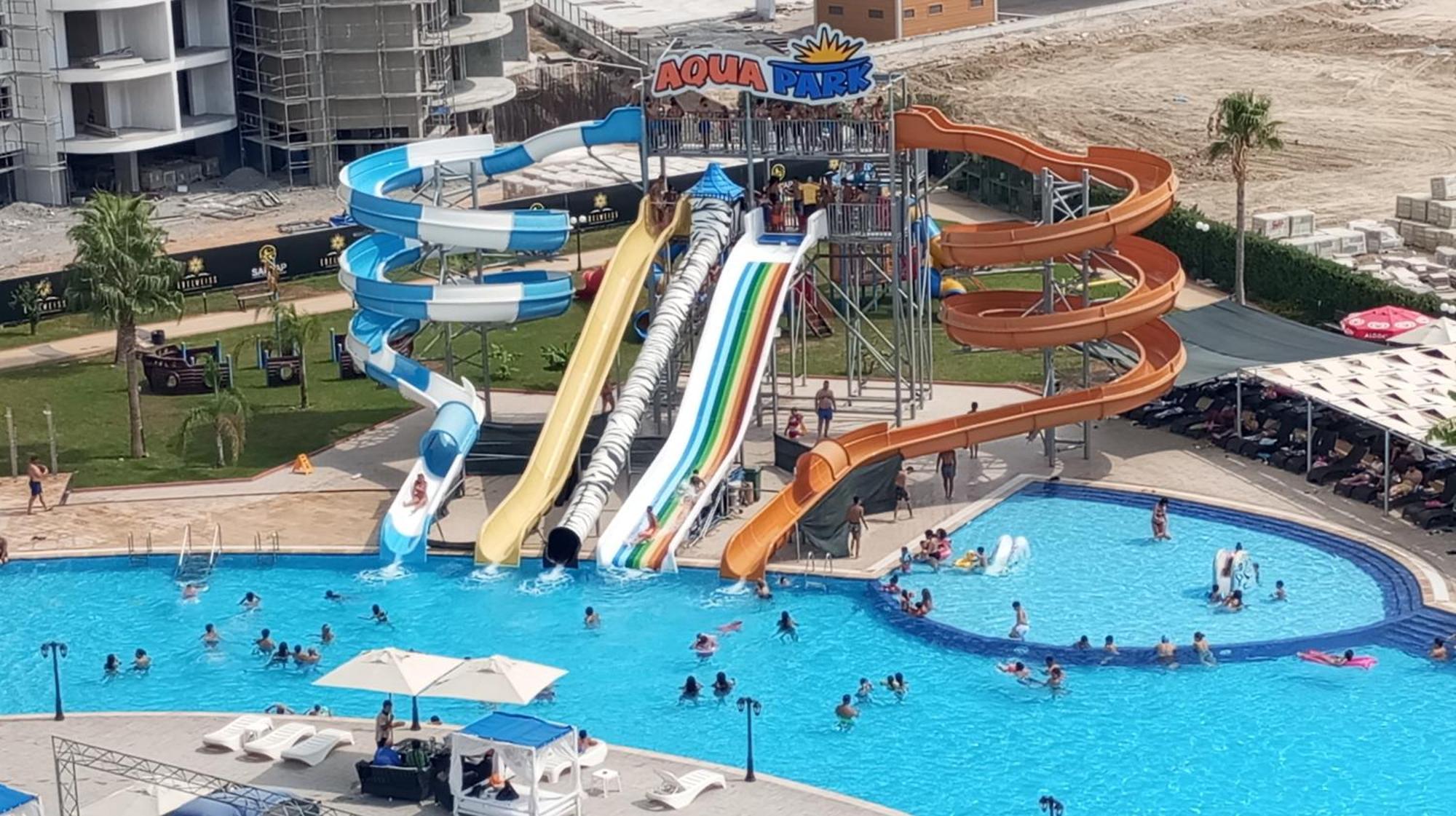 Iskele Long Beach, Aquapark Tesisinde Stuedyo Daire *